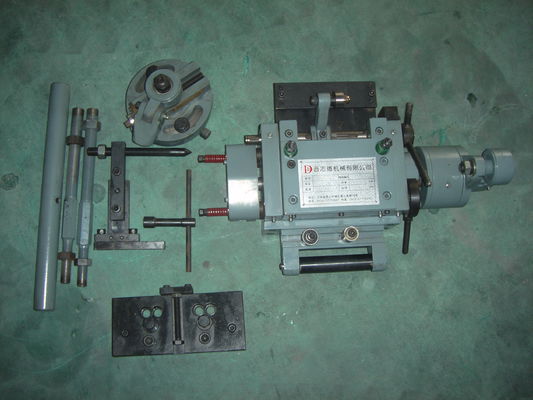 خط تغذیه کویل با کنترلر PLC صفحه لمسی با محدوده ضخامت کویل 0.3 میلی متر تا 6 میلی متر و ظرفیت وزن کویل 5 تن