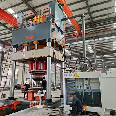 36000KN نیروی نامی ماشین فشار هیدرولیک با 5000x5000 اندازه میز برای فشار مخزن ظرف