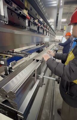 300 ton 3200 mm press brake bending machine